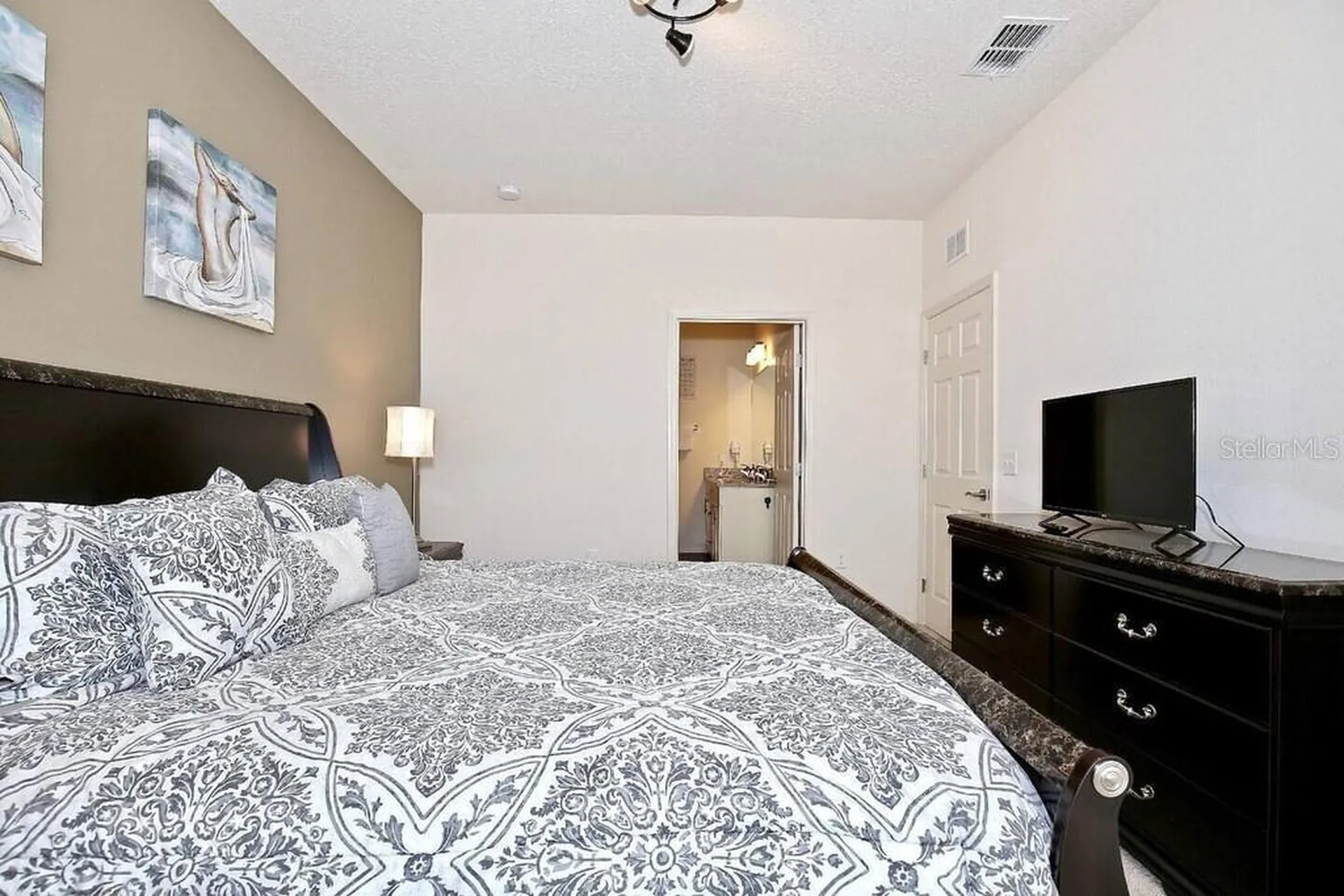 8905 Shine Drive Kissimmee FL 34747
