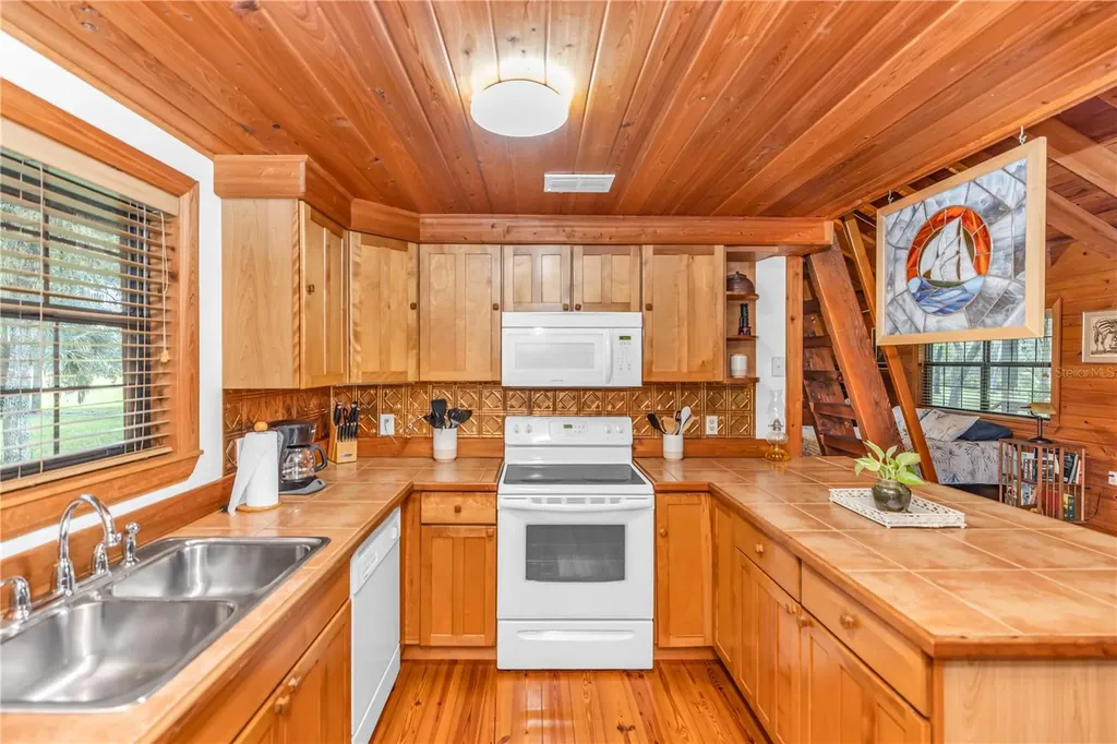 6750 N San Juan Terrace Crystal River FL 34428
