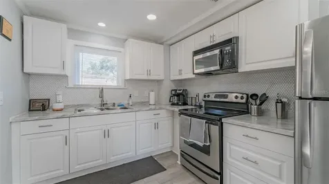 1668 28th Avenue N St Petersburg FL 33713