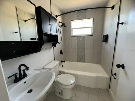 1668 28th Avenue N St Petersburg FL 33713