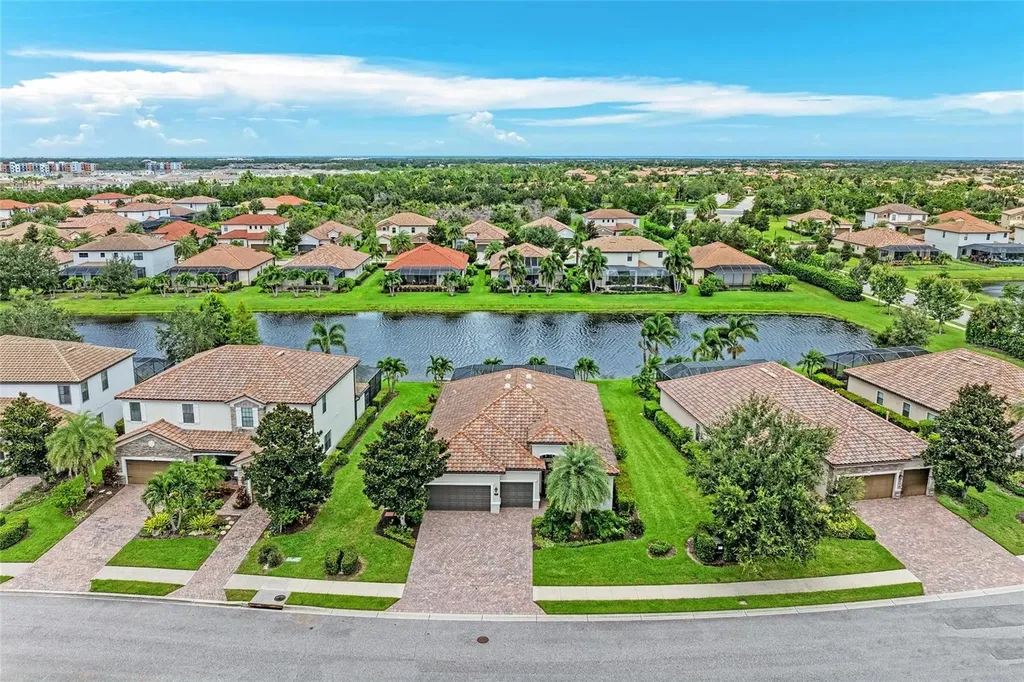 13117 Ramblewood Trail Lakewood Ranch FL 34211