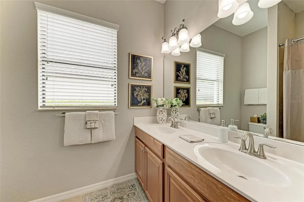 13117 Ramblewood Trail Lakewood Ranch FL 34211