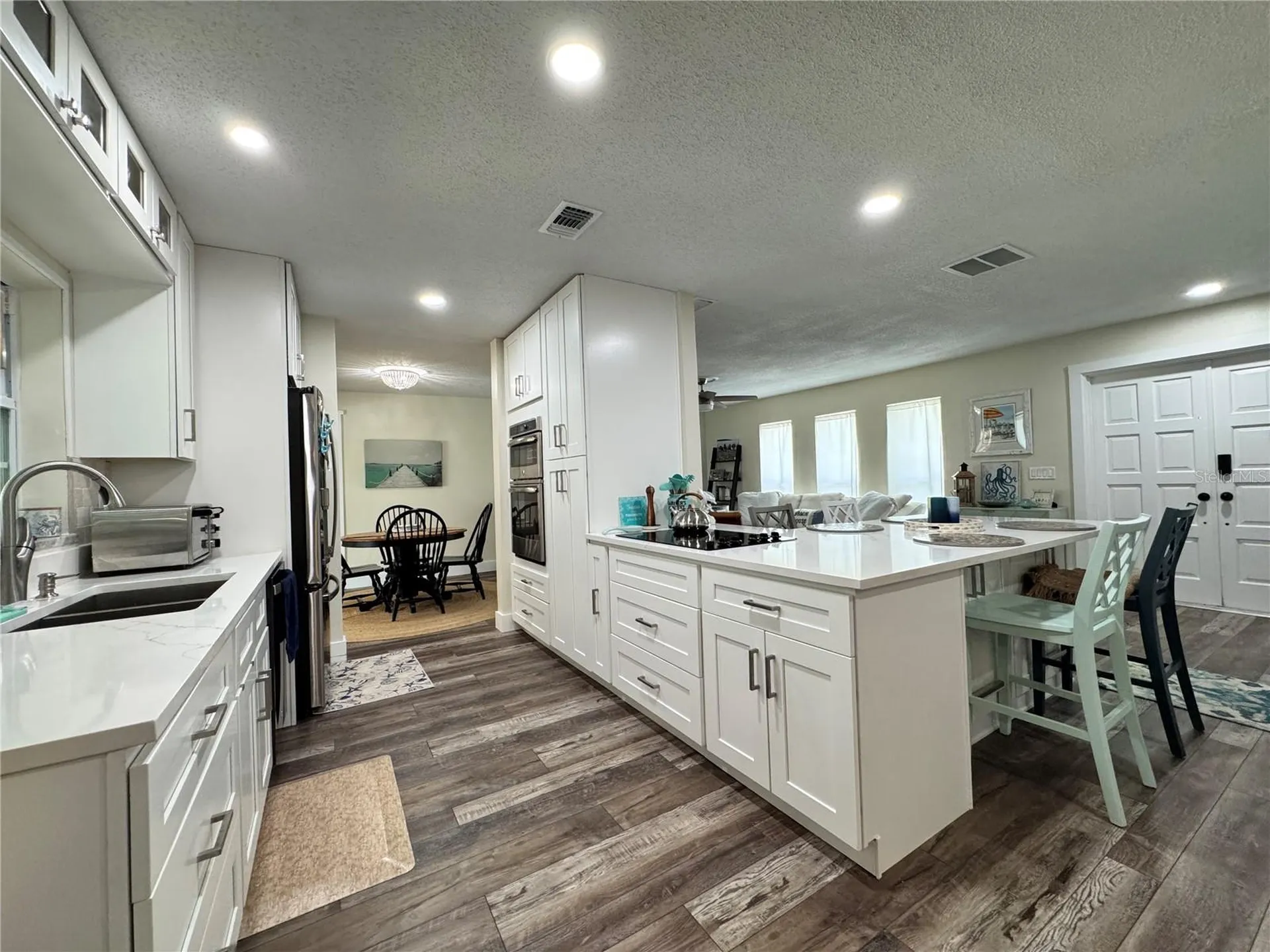 6813 13th Avenue Drive W Bradenton FL 34209