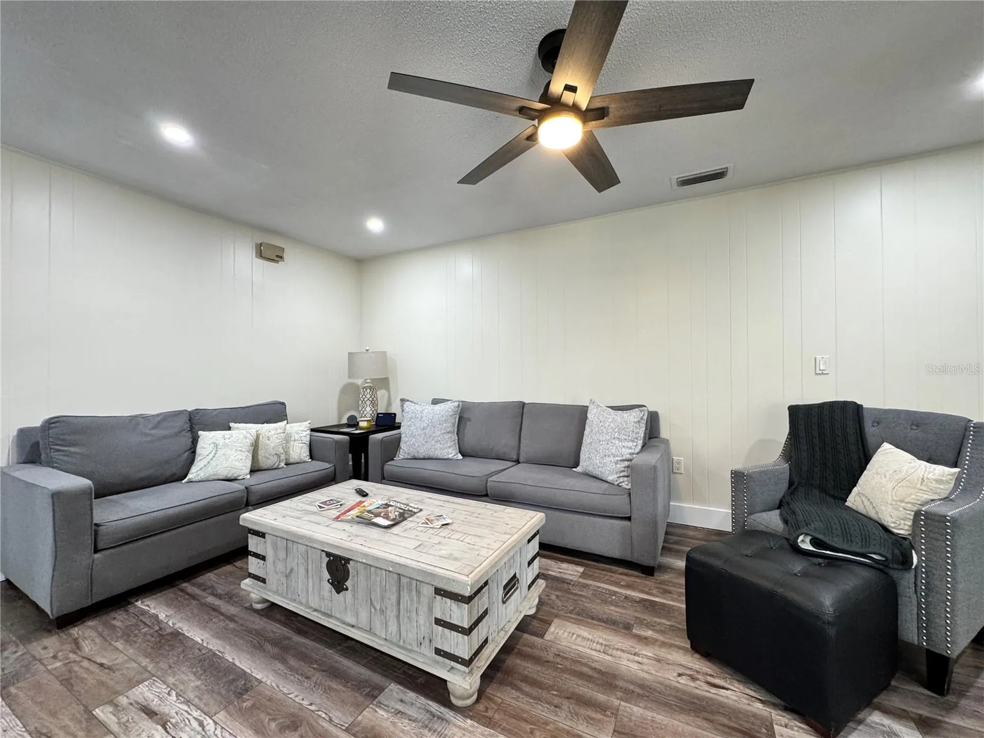 6813 13th Avenue Drive W Bradenton FL 34209