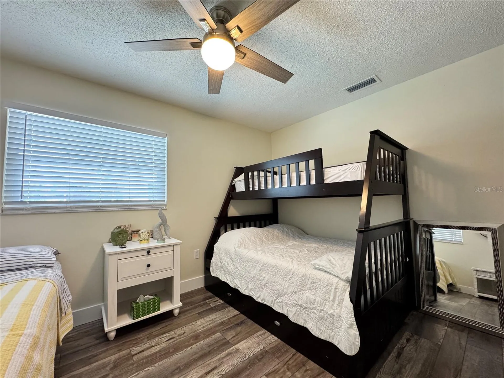 6813 13th Avenue Drive W Bradenton FL 34209