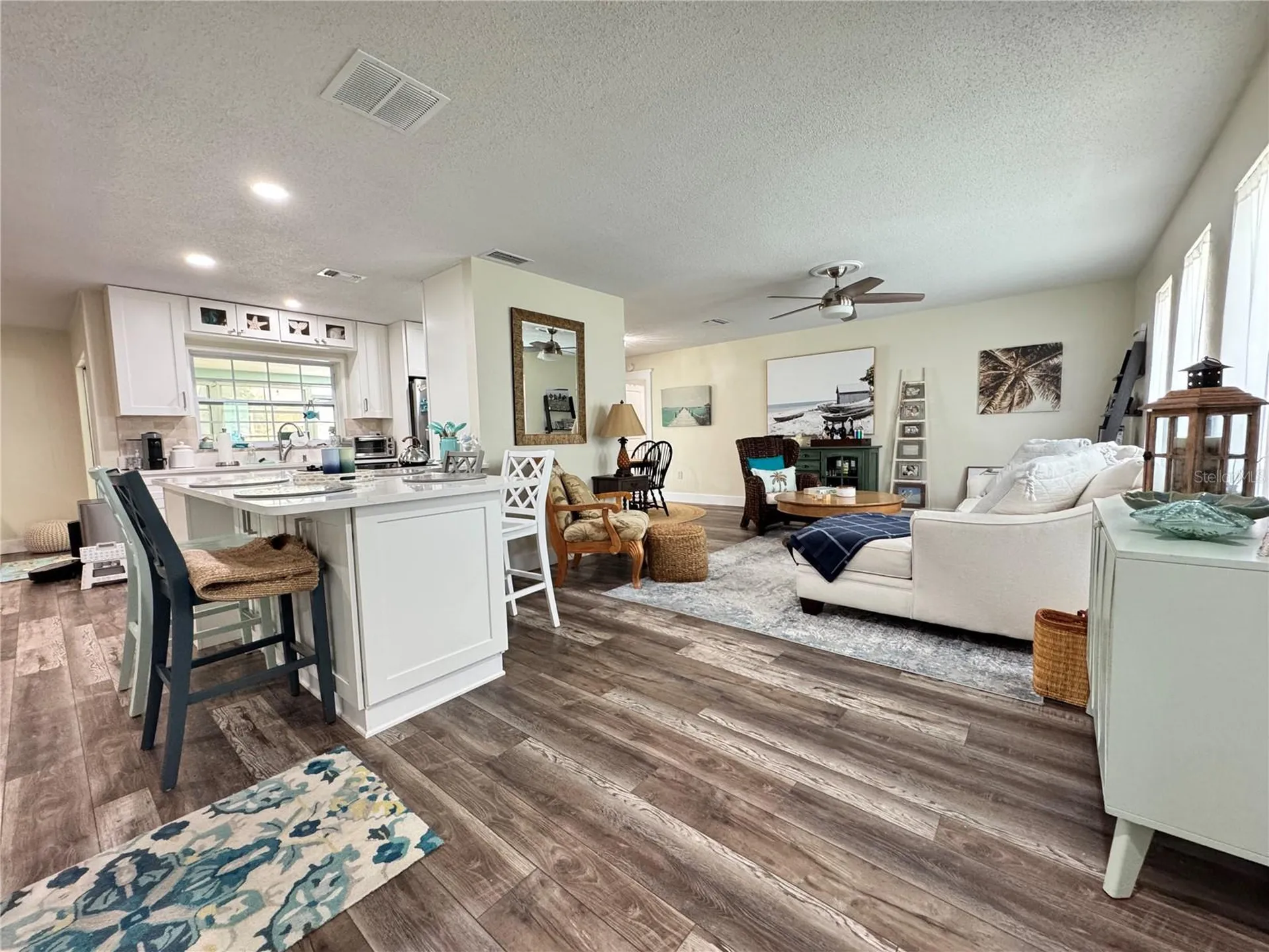 6813 13th Avenue Drive W Bradenton FL 34209