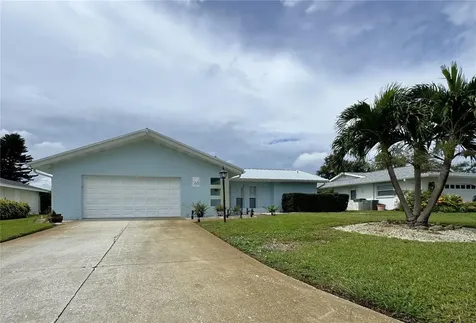 6813 13th Avenue Drive W Bradenton FL 34209