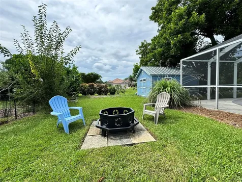 6813 13th Avenue Drive W Bradenton FL 34209