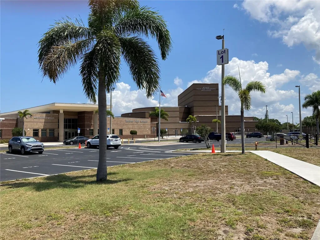 1622 29th Street Sarasota FL 34234