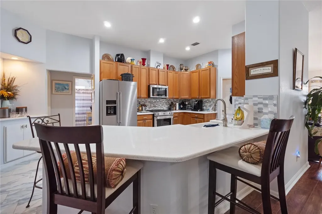 27437 Desert Rose Court Leesburg FL 34748