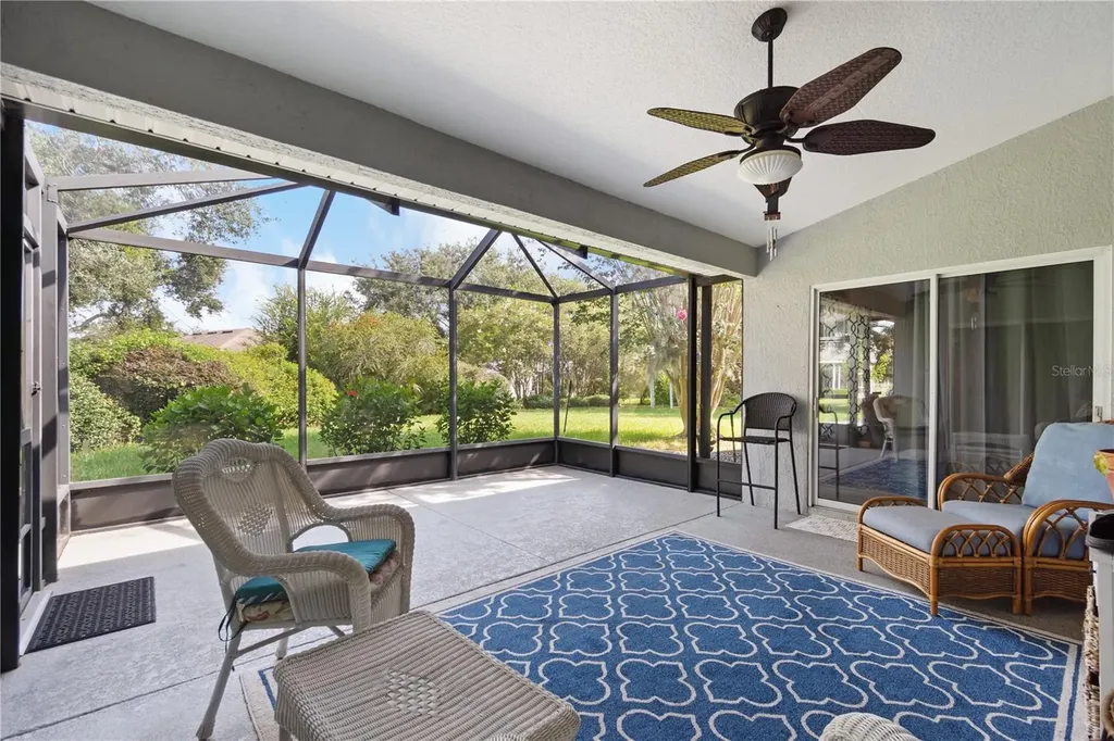 27437 Desert Rose Court Leesburg FL 34748