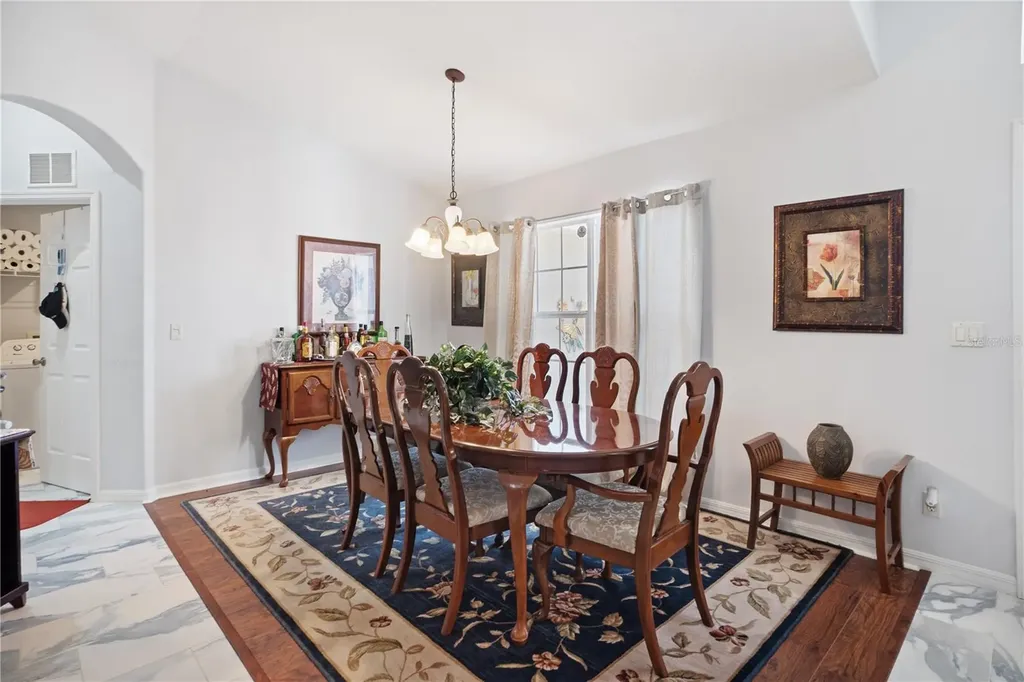 27437 Desert Rose Court Leesburg FL 34748