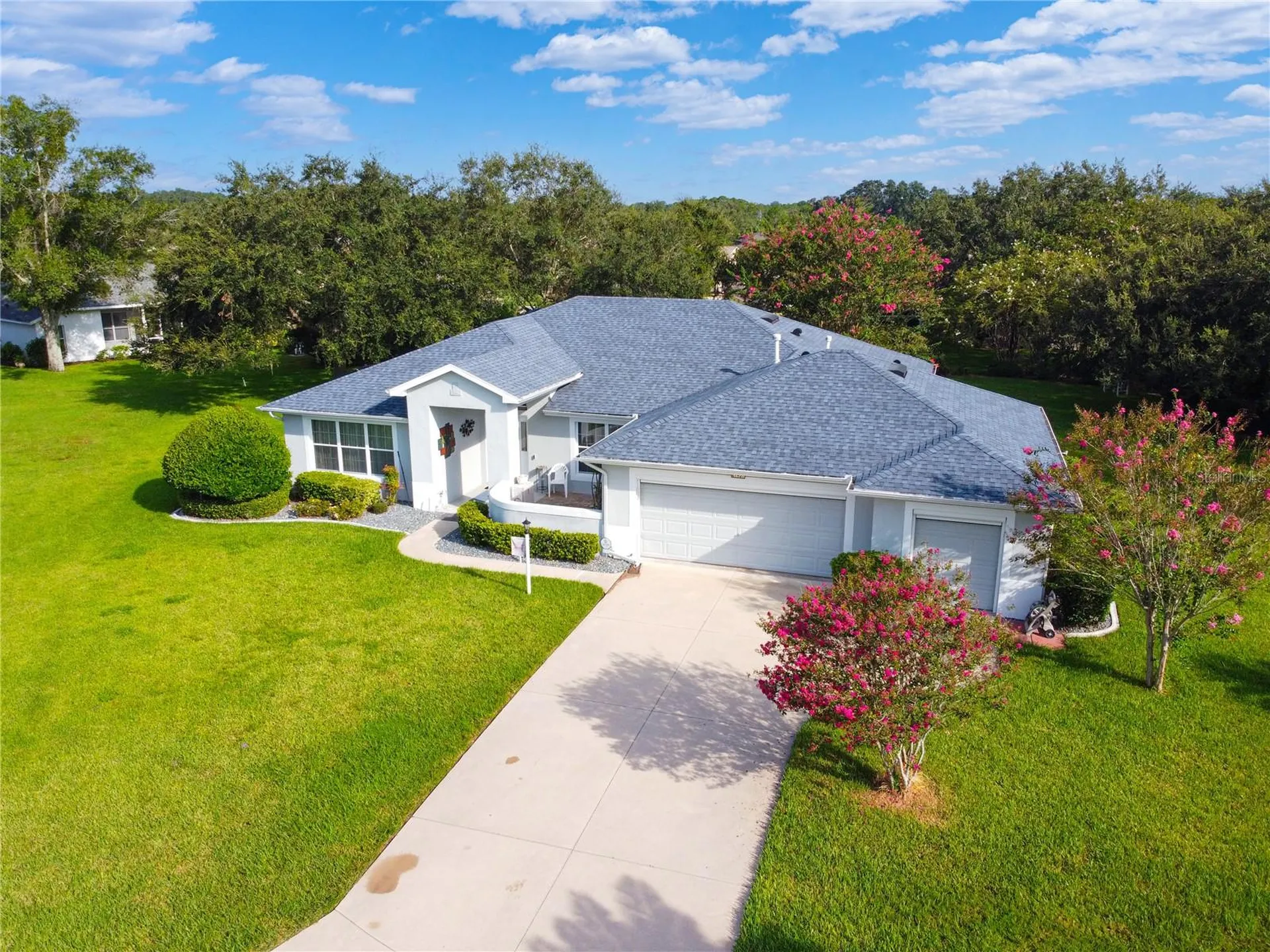 27437 Desert Rose Court Leesburg FL 34748
