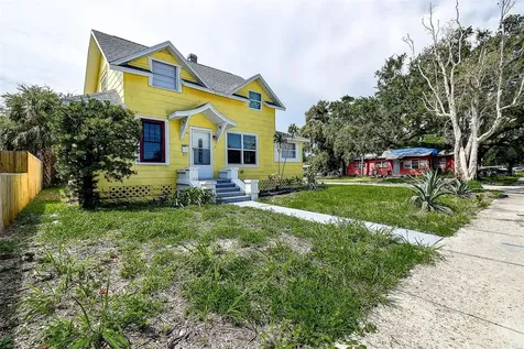 1438 10th Avenue S St Petersburg FL 33705
