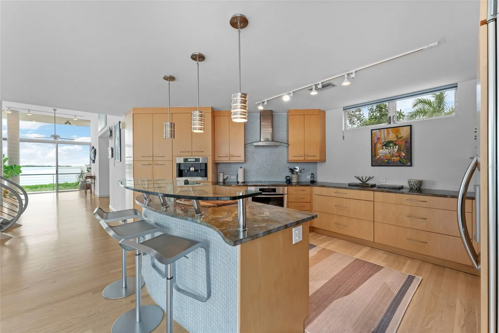 1761 Oceanview Drive St Petersburg FL 33715