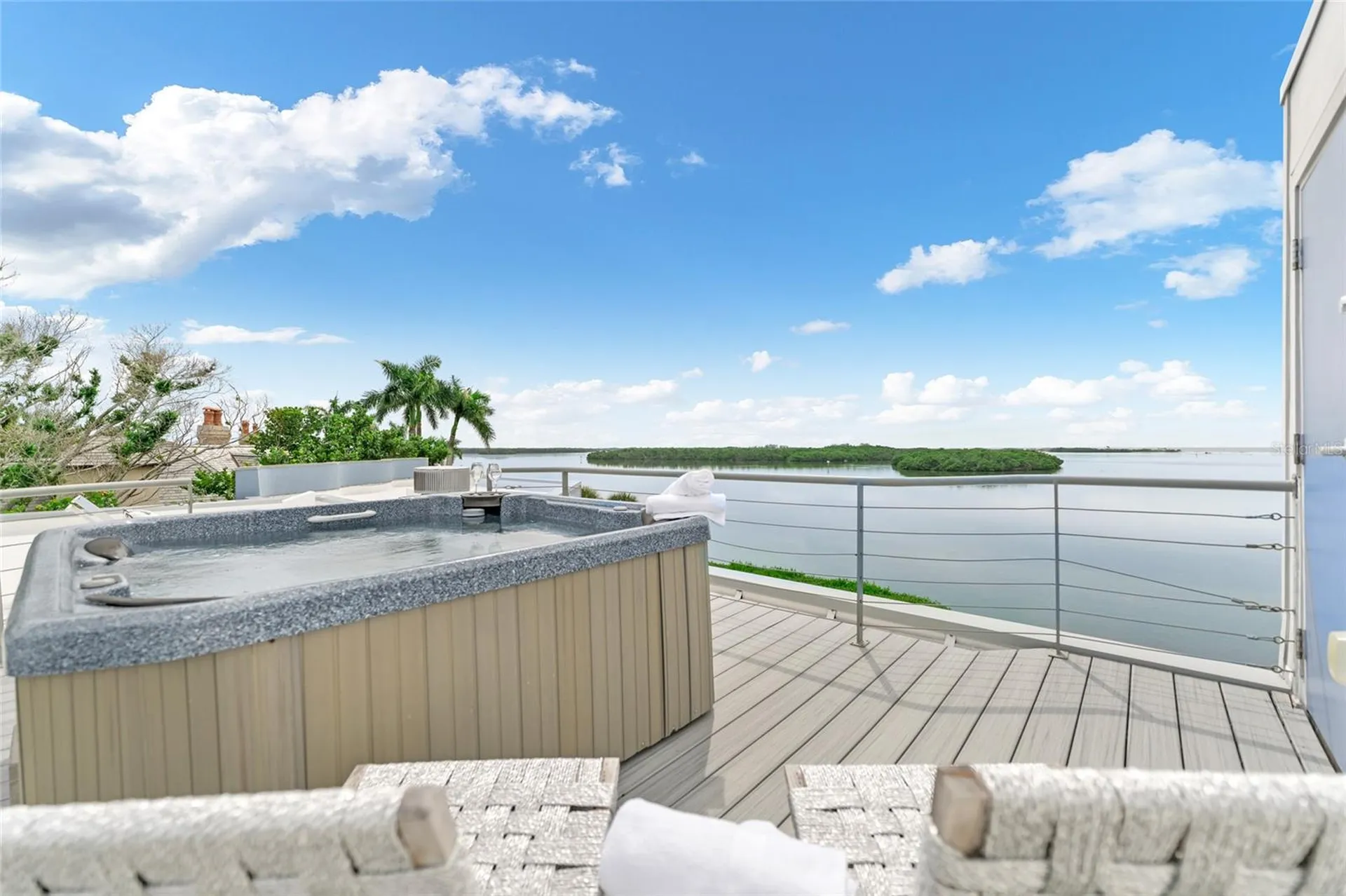 1761 Oceanview Drive St Petersburg FL 33715