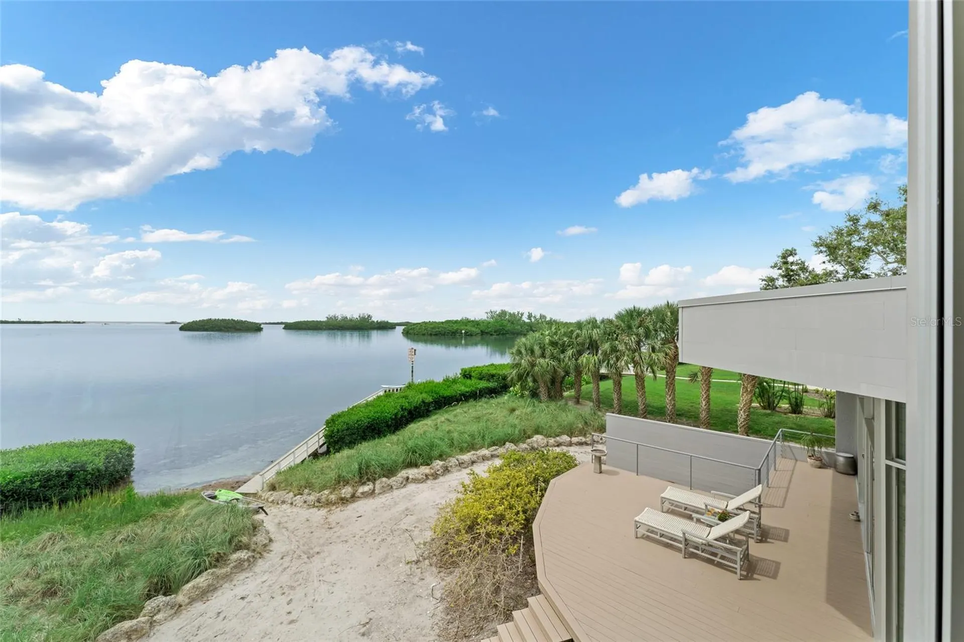1761 Oceanview Drive St Petersburg FL 33715