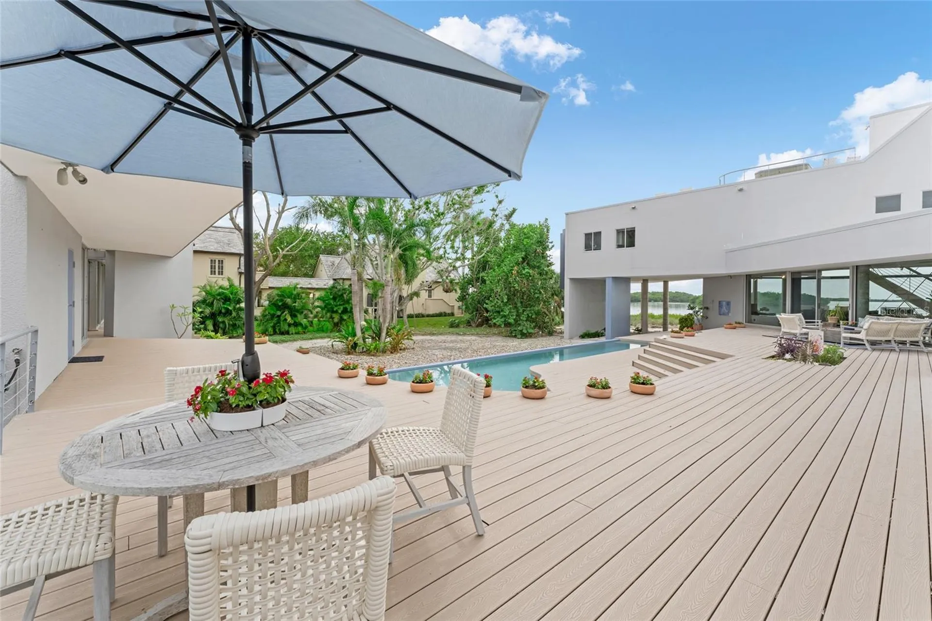 1761 Oceanview Drive St Petersburg FL 33715