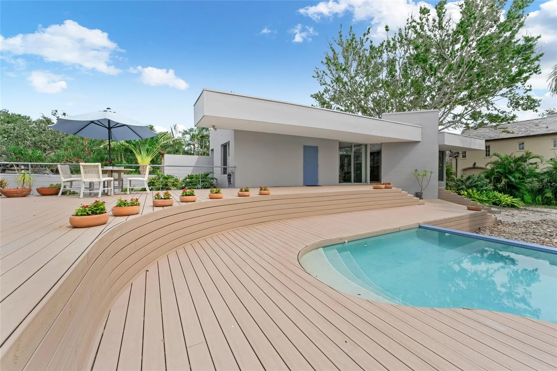 1761 Oceanview Drive St Petersburg FL 33715