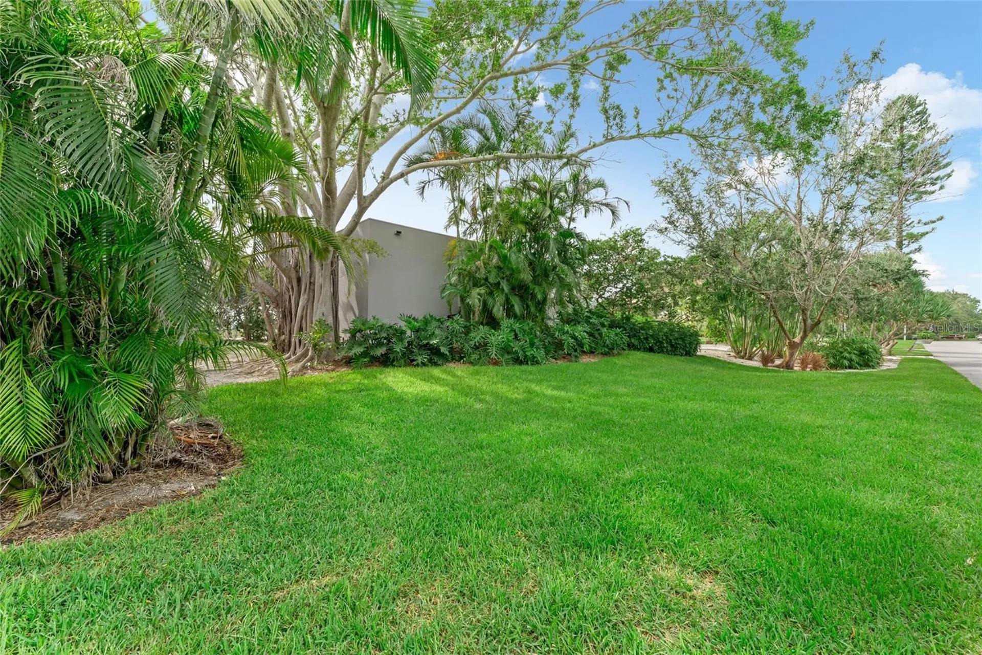 1761 Oceanview Drive St Petersburg FL 33715
