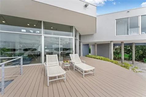 1761 Oceanview Drive St Petersburg FL 33715