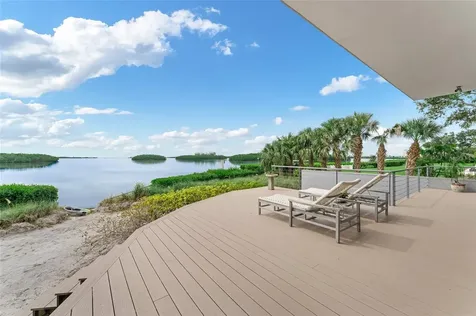 1761 Oceanview Drive St Petersburg FL 33715