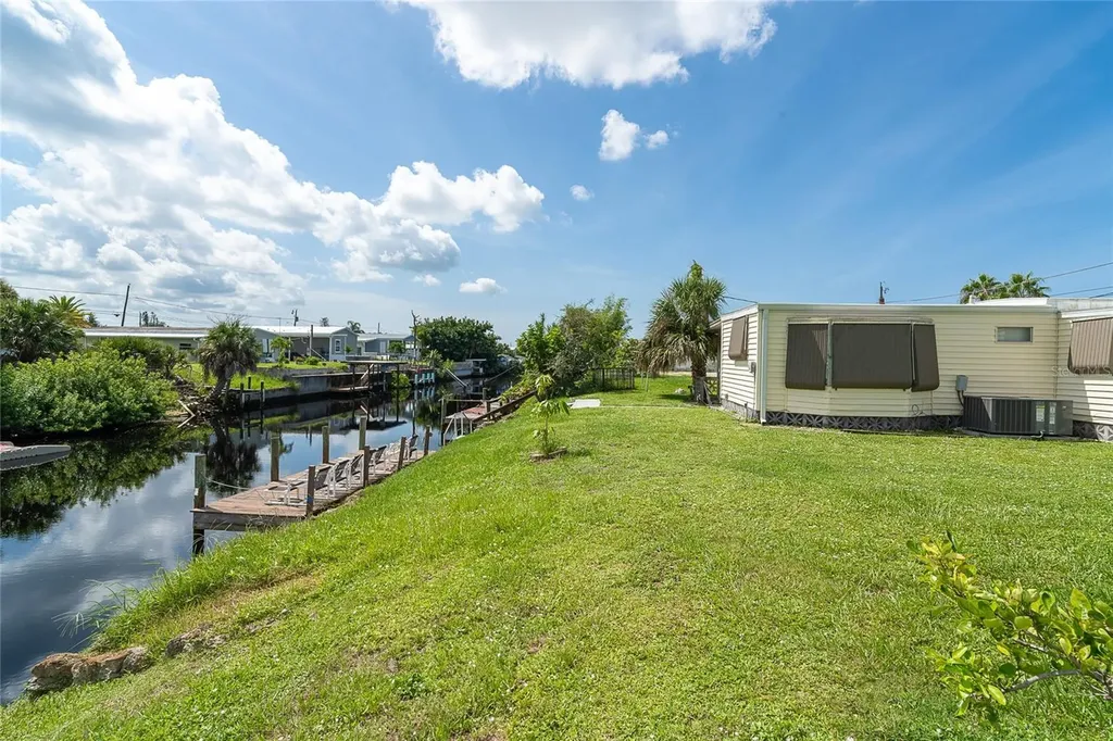 1301 Kingfisher Drive Englewood FL 34224