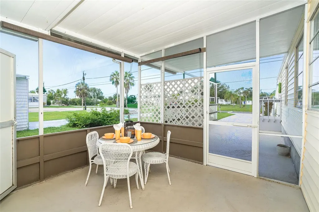 1301 Kingfisher Drive Englewood FL 34224