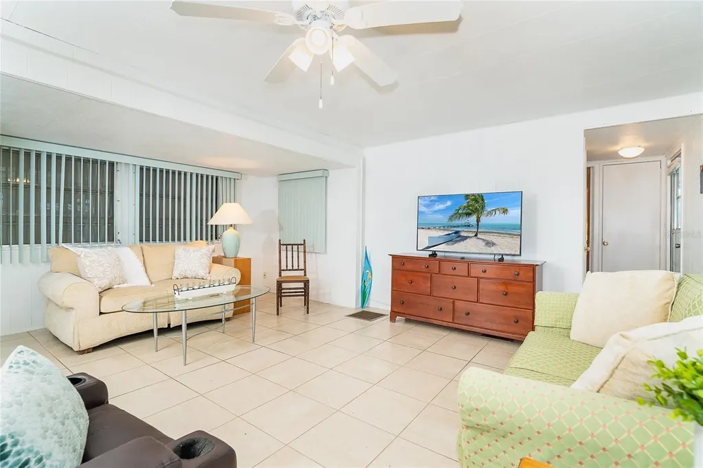 1301 Kingfisher Drive Englewood FL 34224