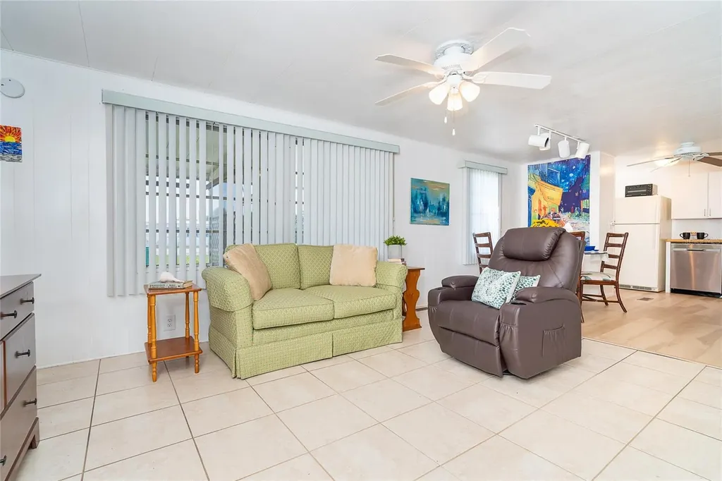 1301 Kingfisher Drive Englewood FL 34224