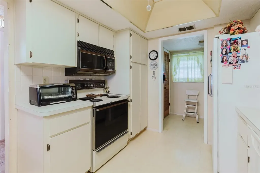 7614 Radcliffe Circle Port Richey FL 34668