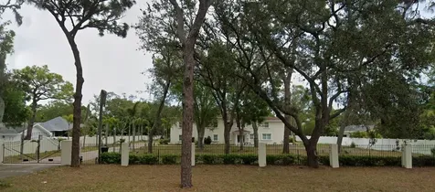 9725 131st Street Seminole FL 33776