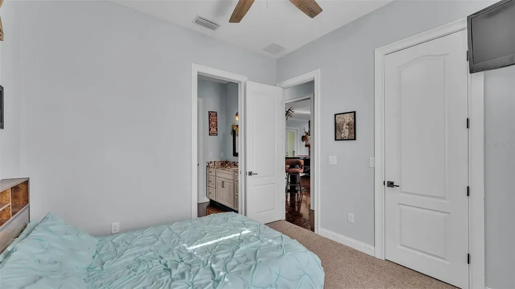 18940 Commonwealth Avenue N Polk City FL 33868
