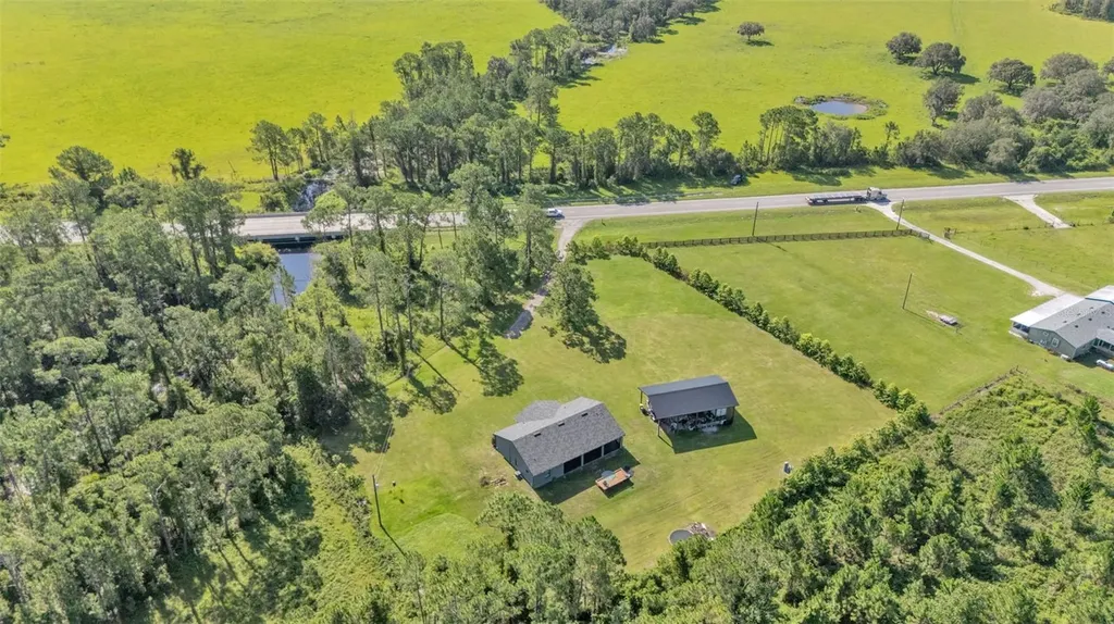 18940 Commonwealth Avenue N Polk City FL 33868