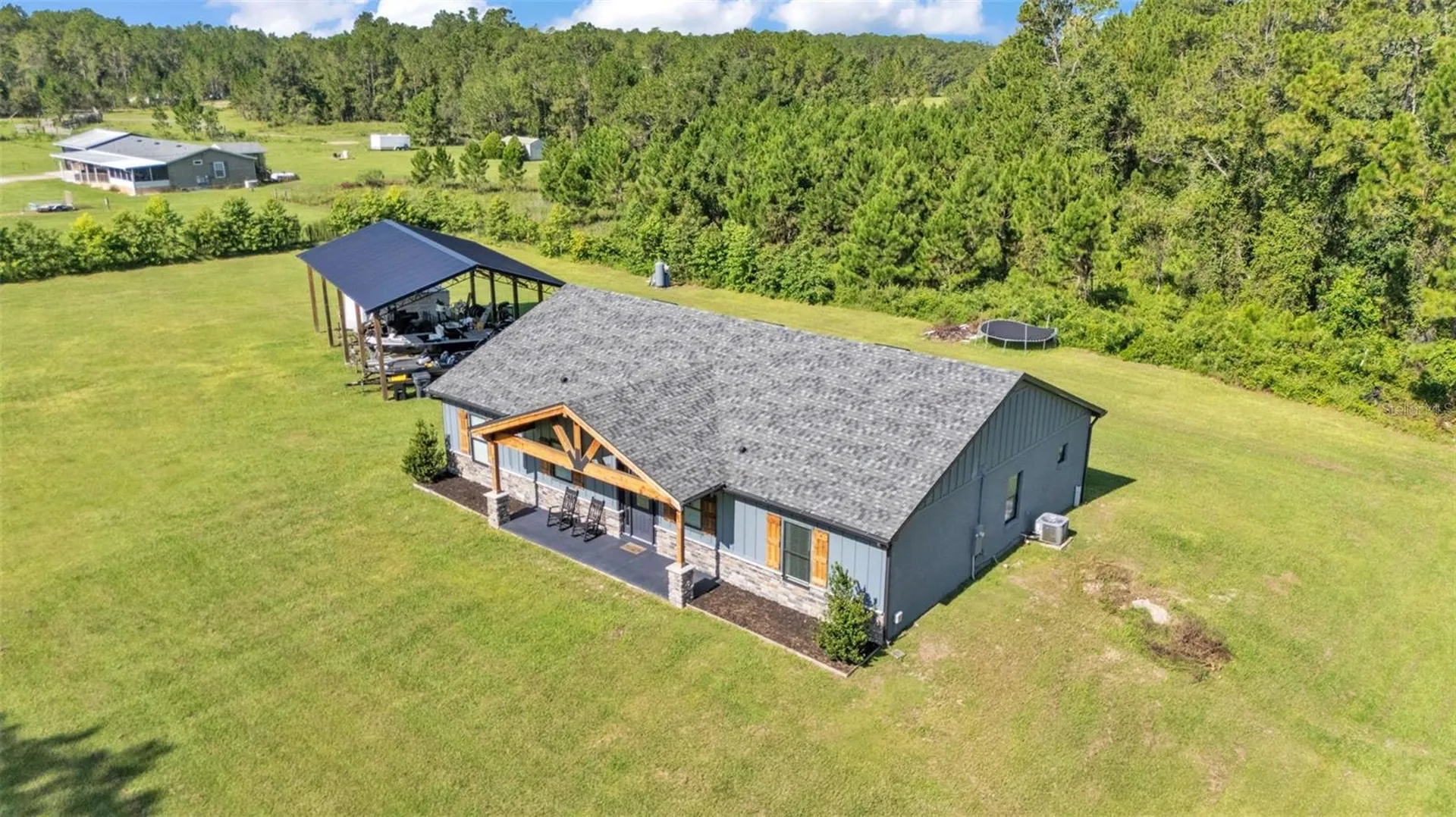 18940 Commonwealth Avenue N Polk City FL 33868
