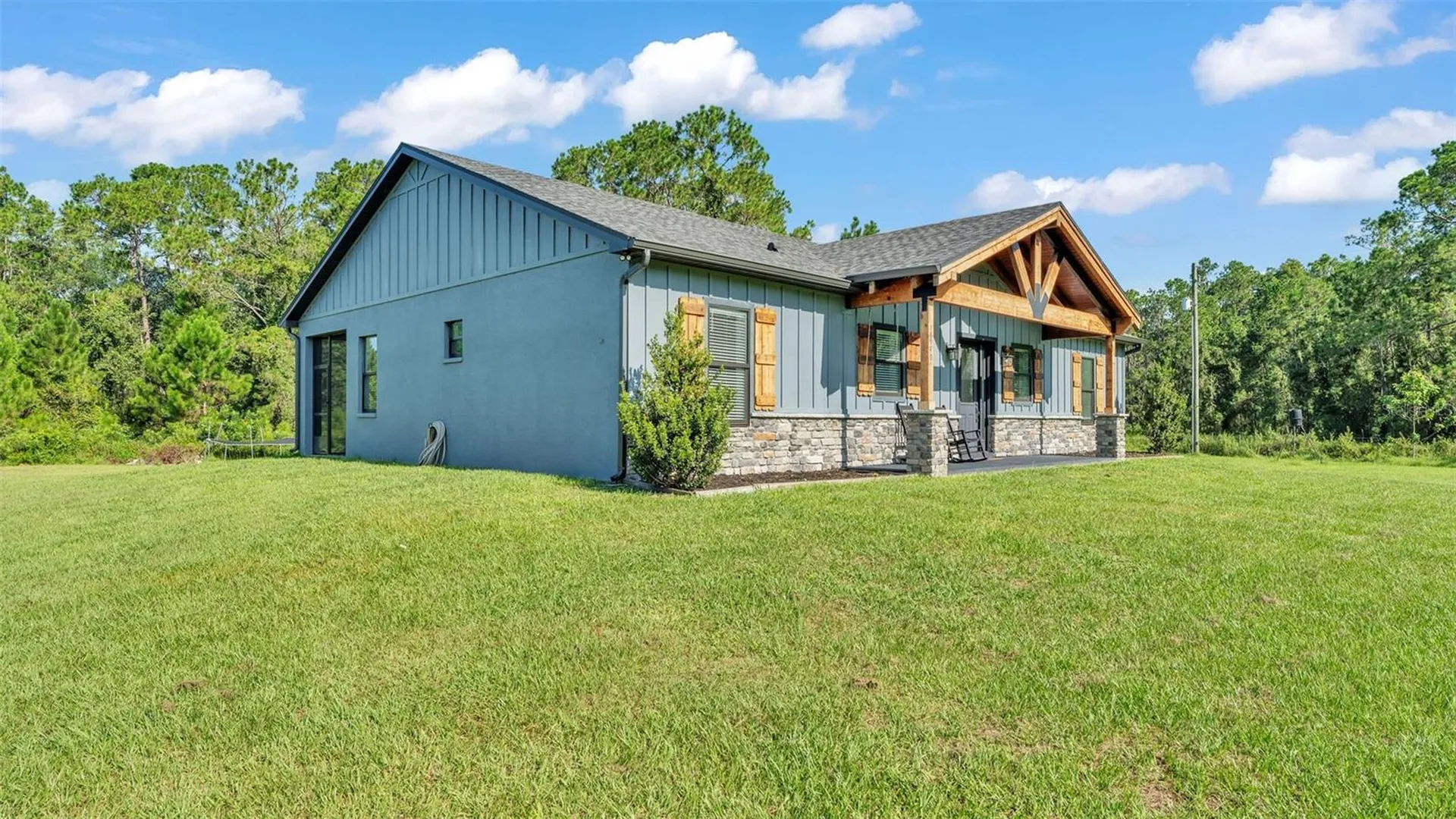 18940 Commonwealth Avenue N Polk City FL 33868