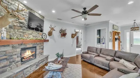 18940 Commonwealth Avenue N Polk City FL 33868