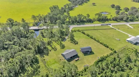 18940 Commonwealth Avenue N Polk City FL 33868