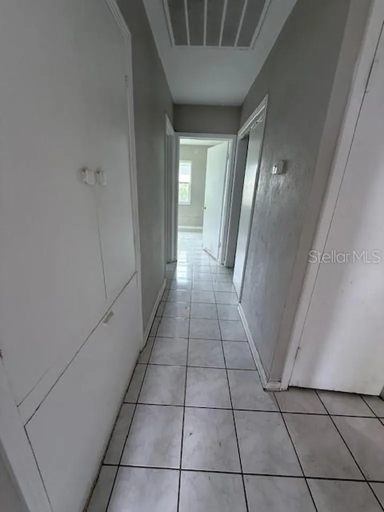 1406 Oakdale Street Plant City FL 33563
