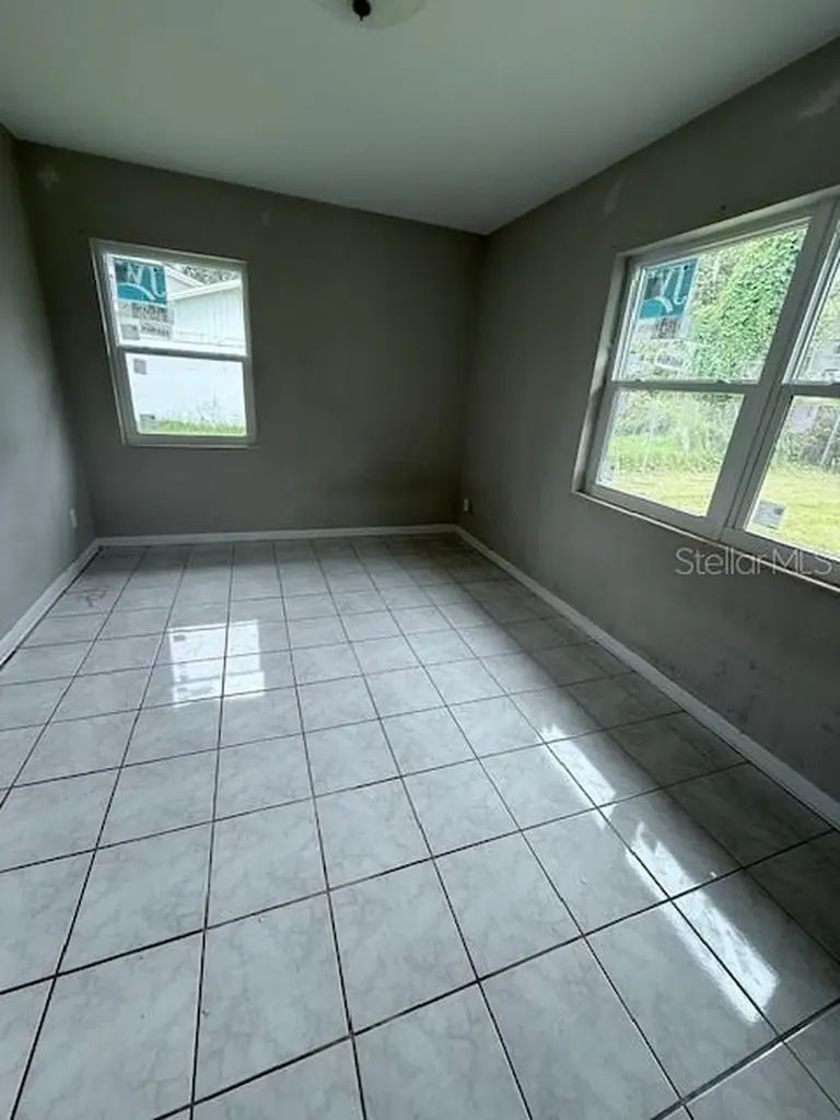 1406 Oakdale Street Plant City FL 33563