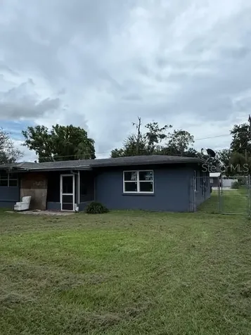 1406 Oakdale Street Plant City FL 33563