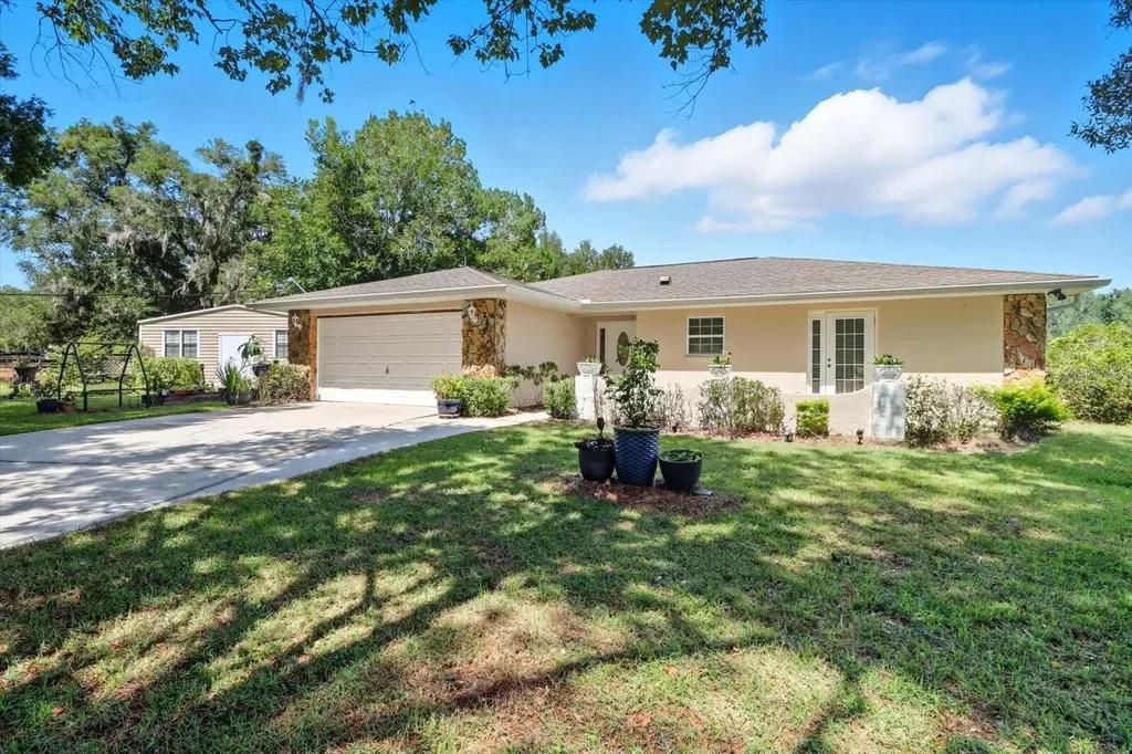 12550 SW 16th Avenue Ocala FL 34473