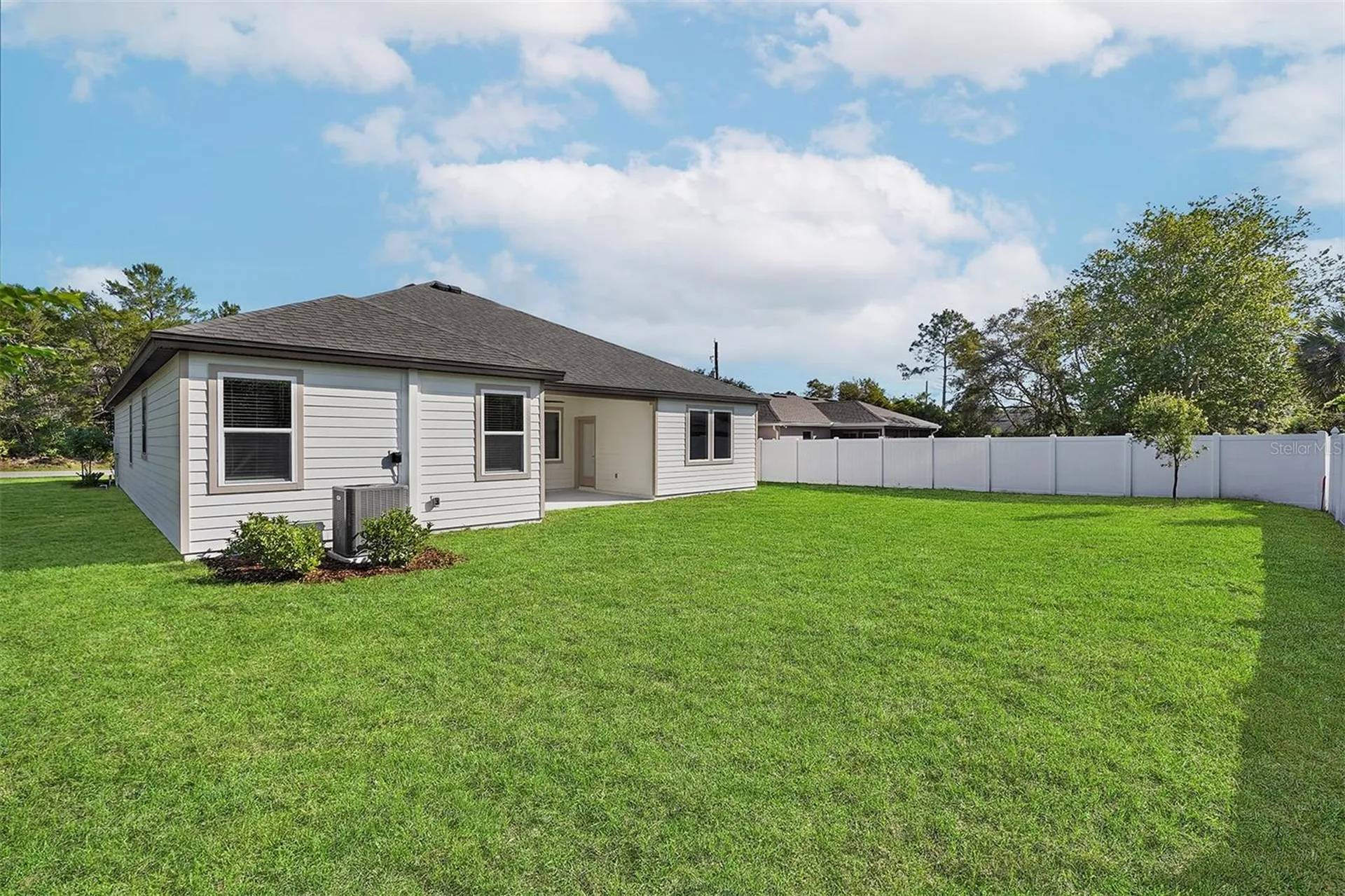 14 Fifer Lane Palm Coast FL 32137