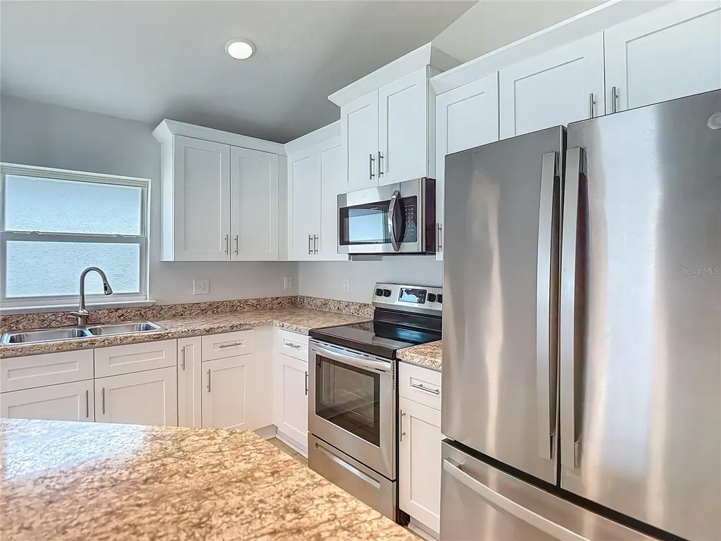 14917 Tropical Violet Way Wimauma FL 33598