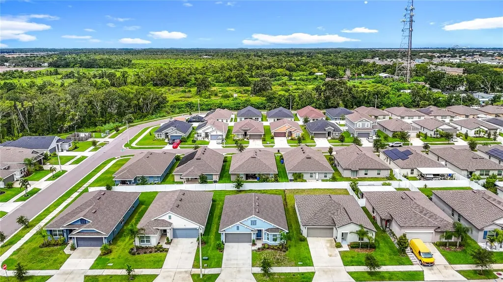 14917 Tropical Violet Way Wimauma FL 33598
