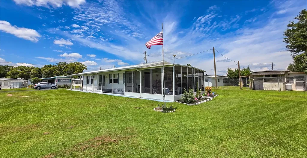 6132 Harriet Street Zephyrhills FL 33542