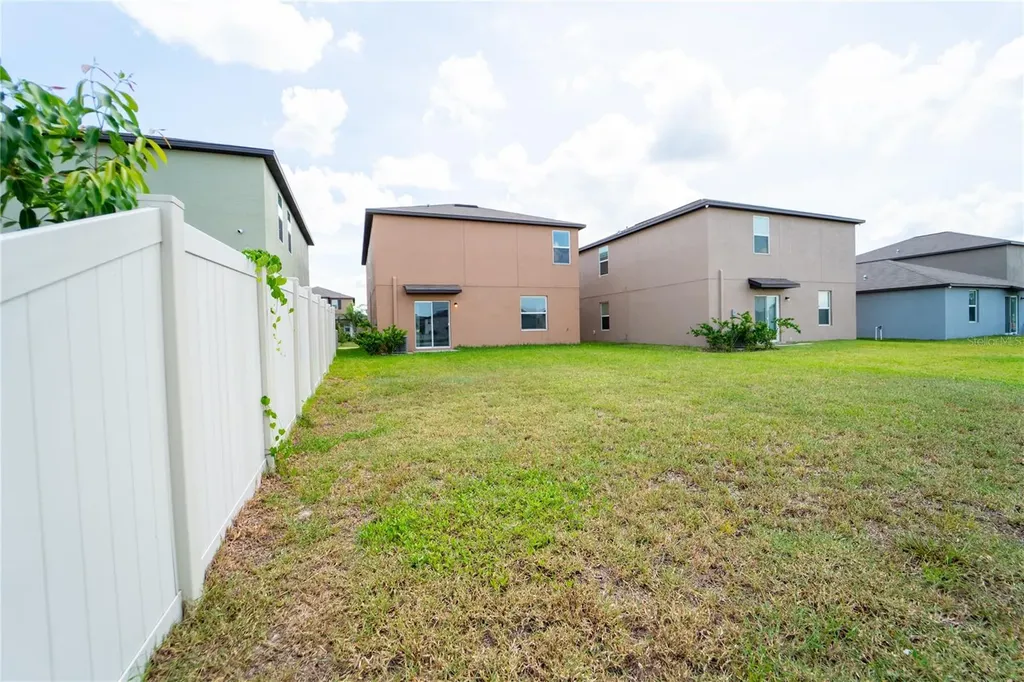5545 Blue Azure Drive Wimauma FL 33598