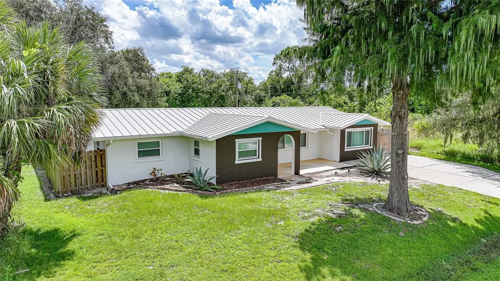 22307 Alcorn Avenue Port Charlotte FL 33952