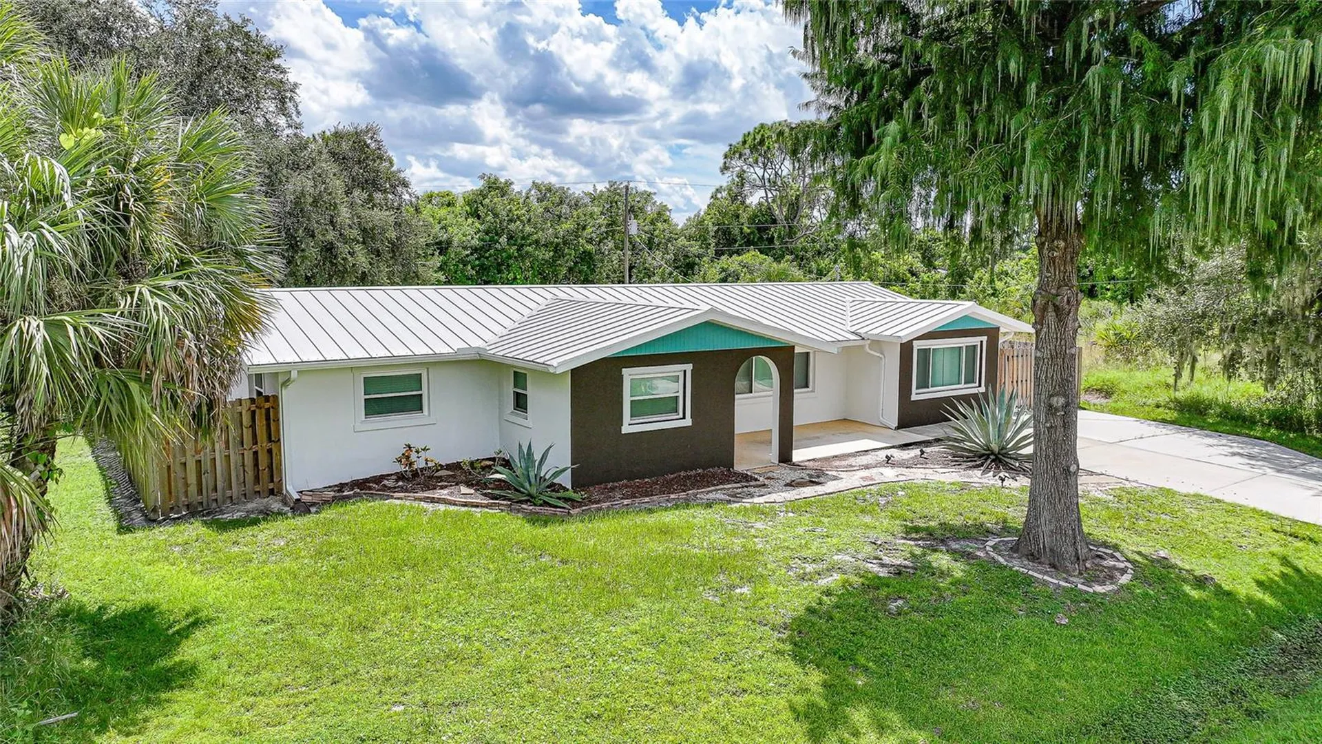 22307 Alcorn Avenue Port Charlotte FL 33952
