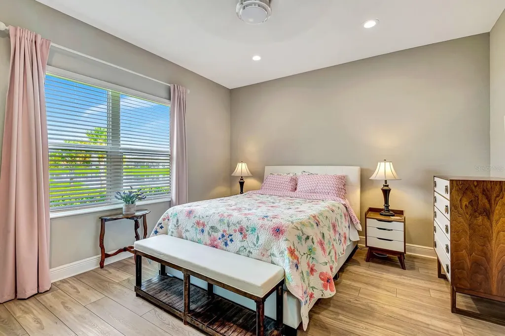 4842 Willow Bend Avenue Parrish FL 34219